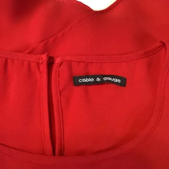 EUC Cable & Gauge sleeveless top - Picture 9 of 13